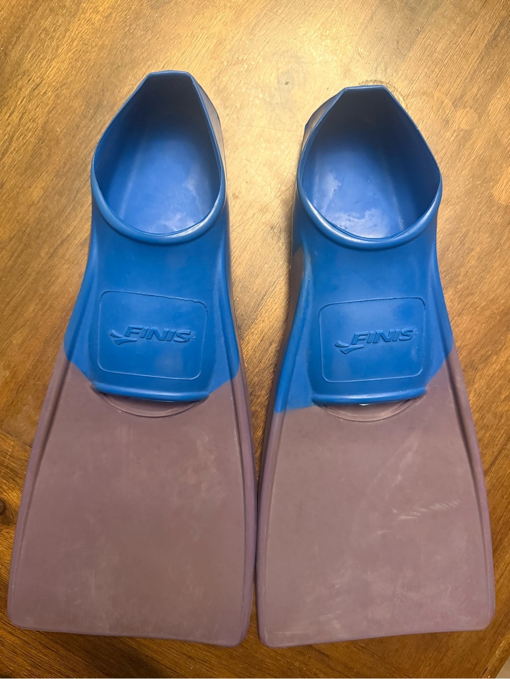 FINIS Kids Short-Blade Swim Fins in Blue and Purple